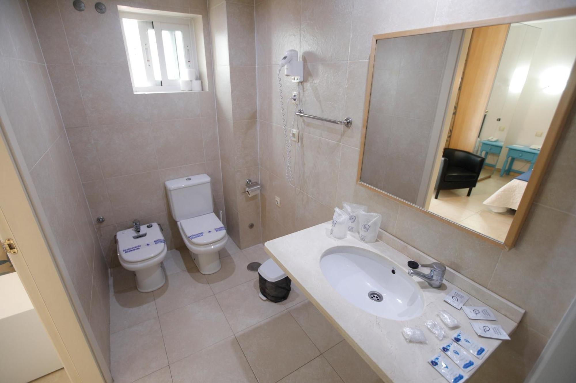 Hotel Eliseos Málaga Kültér fotó