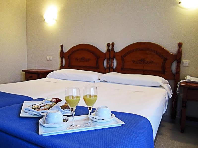 Hotel Eliseos Málaga Kültér fotó